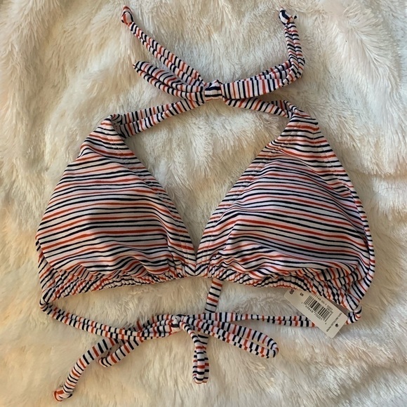 GAP Triangle String Bikini Top - Picture 2 of 3